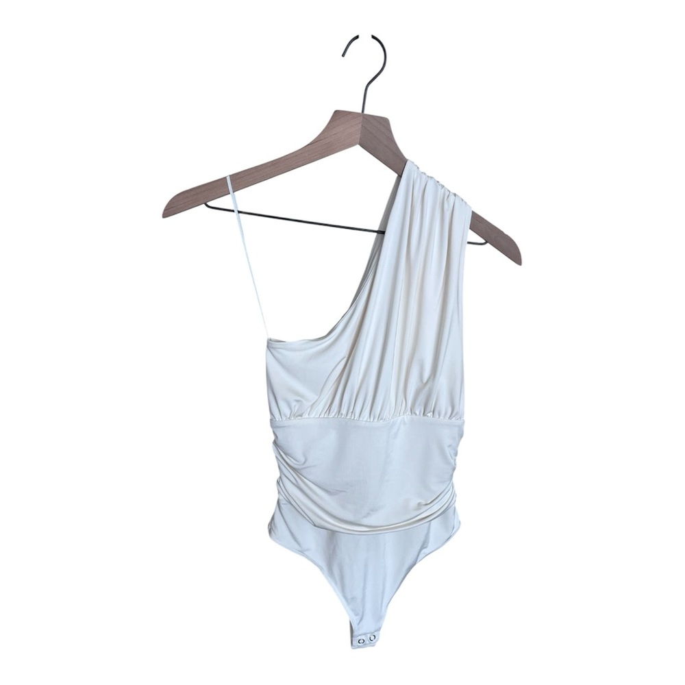 Express Body Contour One-Shoulder Bodysuit - Cream XS